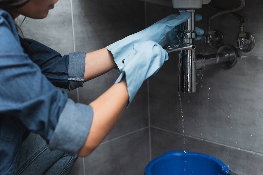 Turning off the water supply during a plumbing emergency